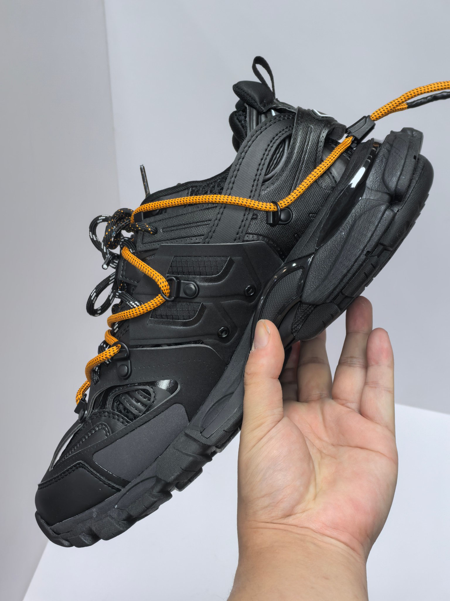 Balenciaga Basic Shoes L-s