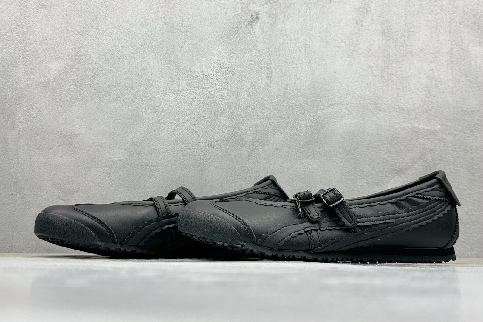 Onitsuka Tiger Basic Shoes M-s