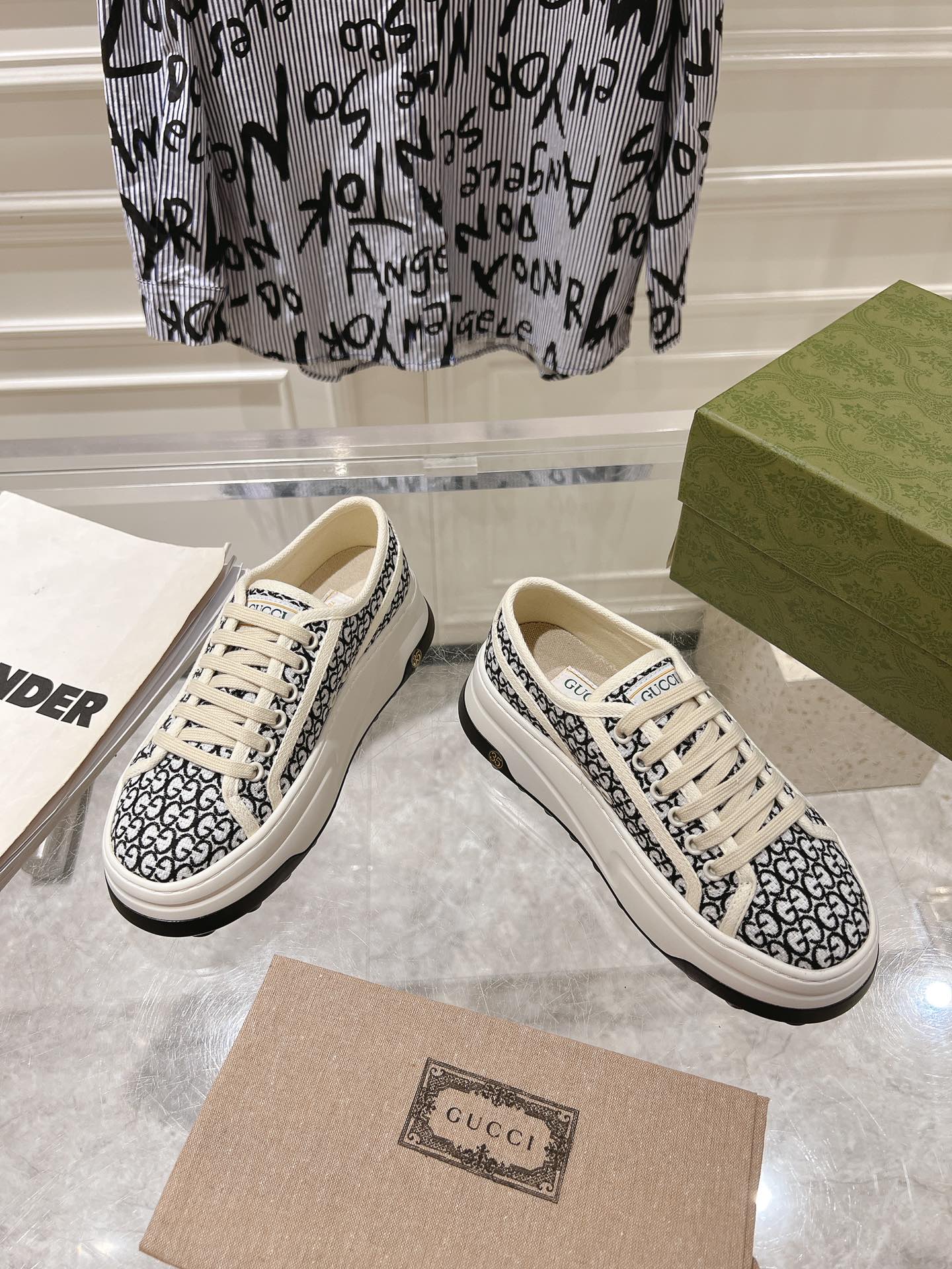 Gucci Couple Canvas Shoes Canvas M-s