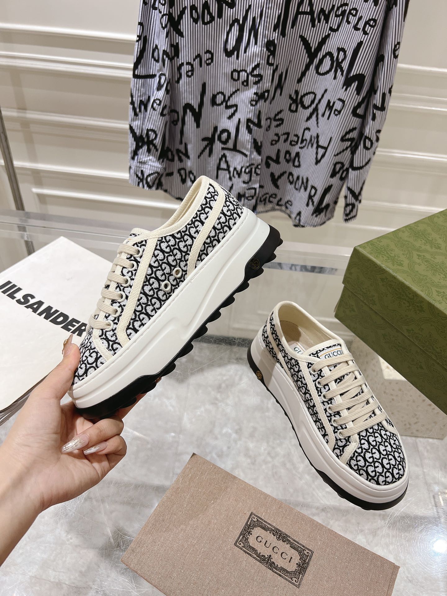 Gucci Couple Canvas Shoes Canvas M-s