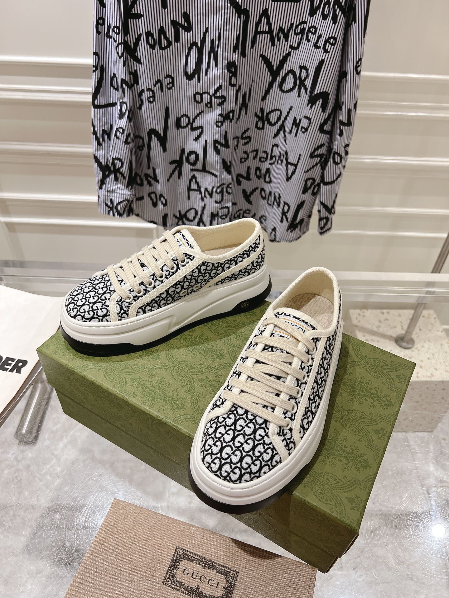 Gucci Couple Canvas Shoes Canvas M-s