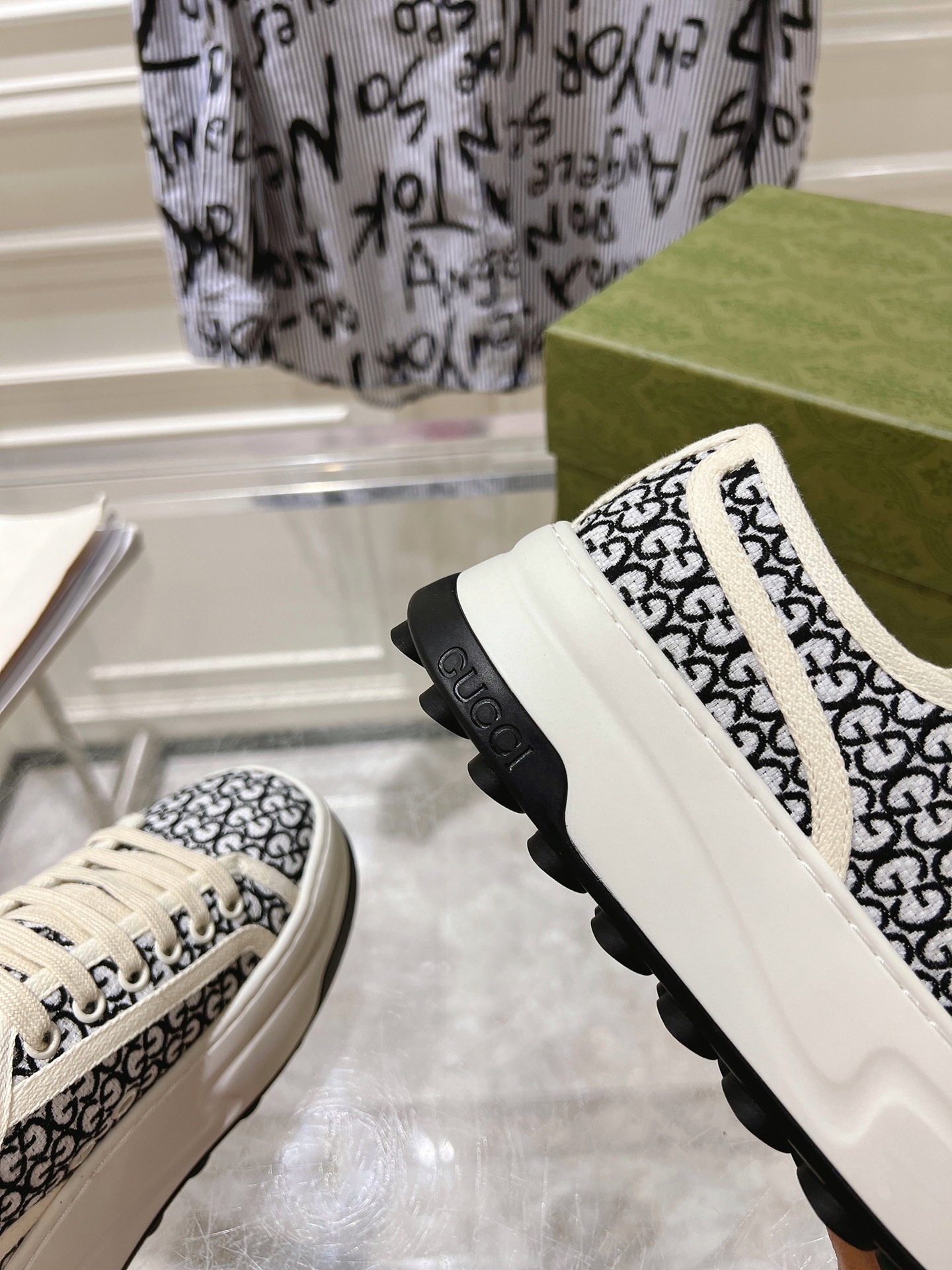 Gucci Couple Canvas Shoes Canvas M-s