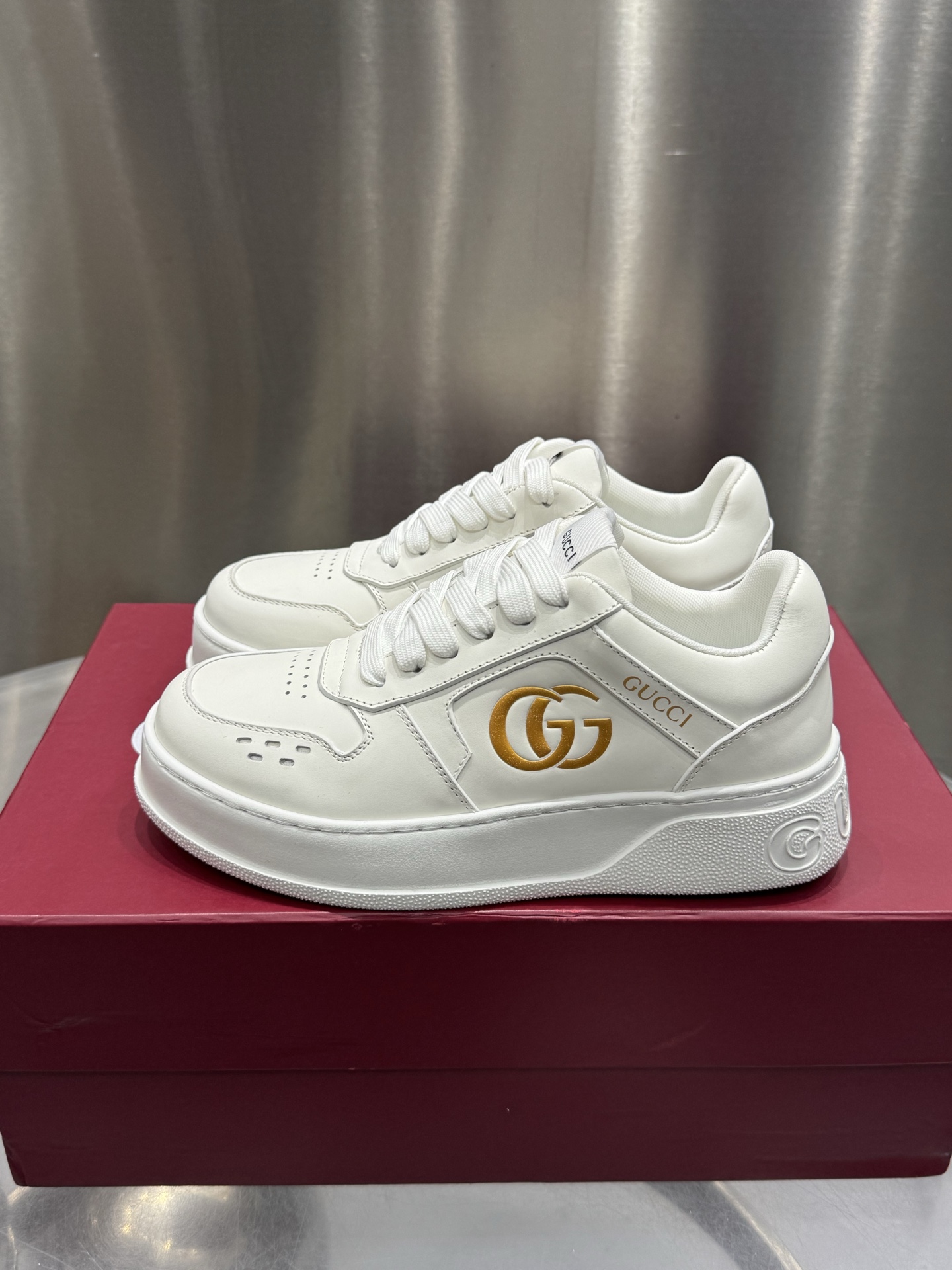 Gucci Female Sneakers