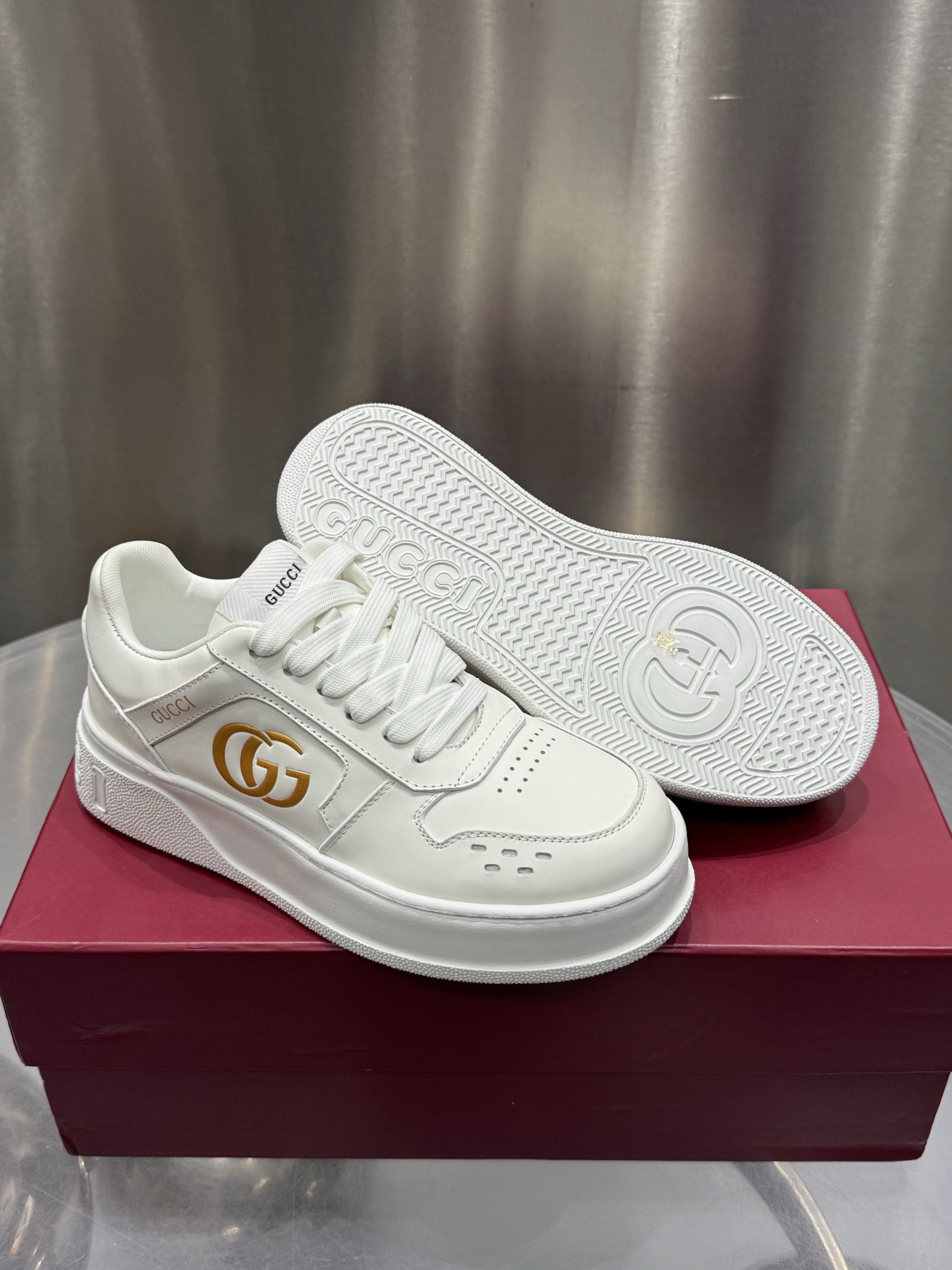 Gucci Female Sneakers