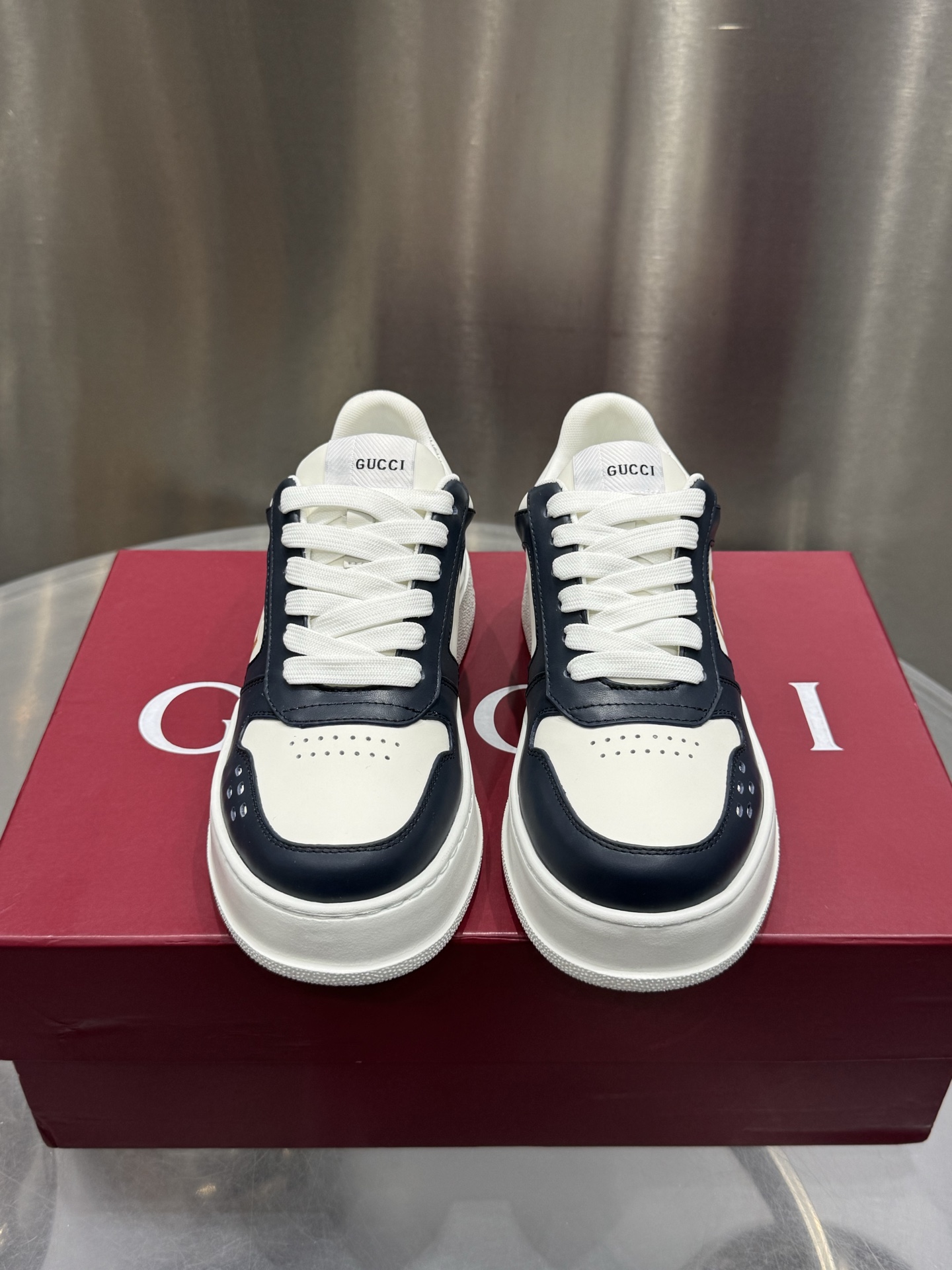 Gucci Female Sneakers