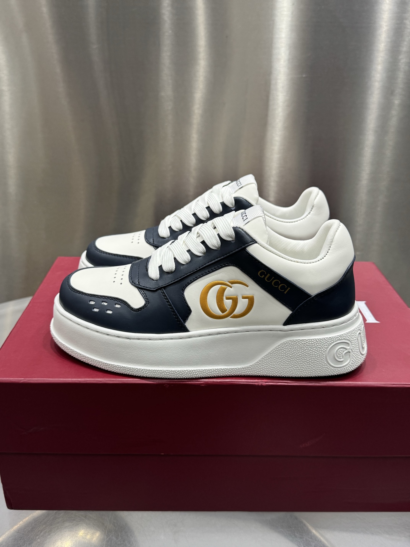 Gucci Female Sneakers