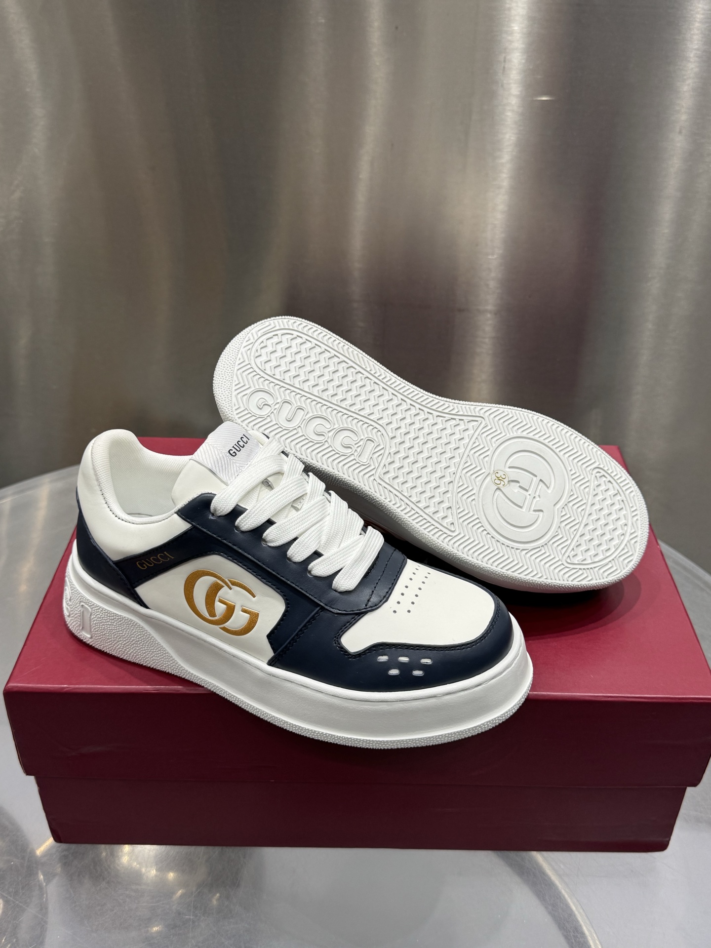 Gucci Female Sneakers