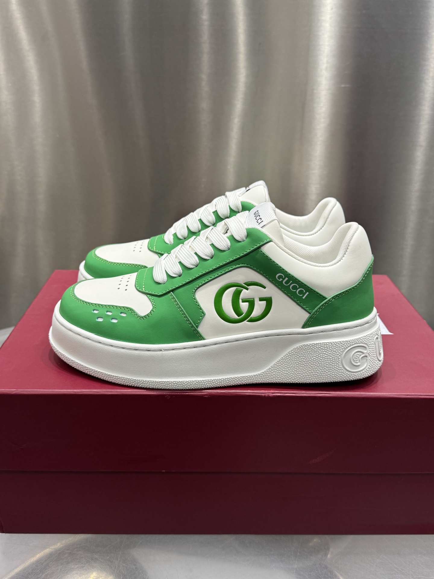 Gucci Female Sneakers