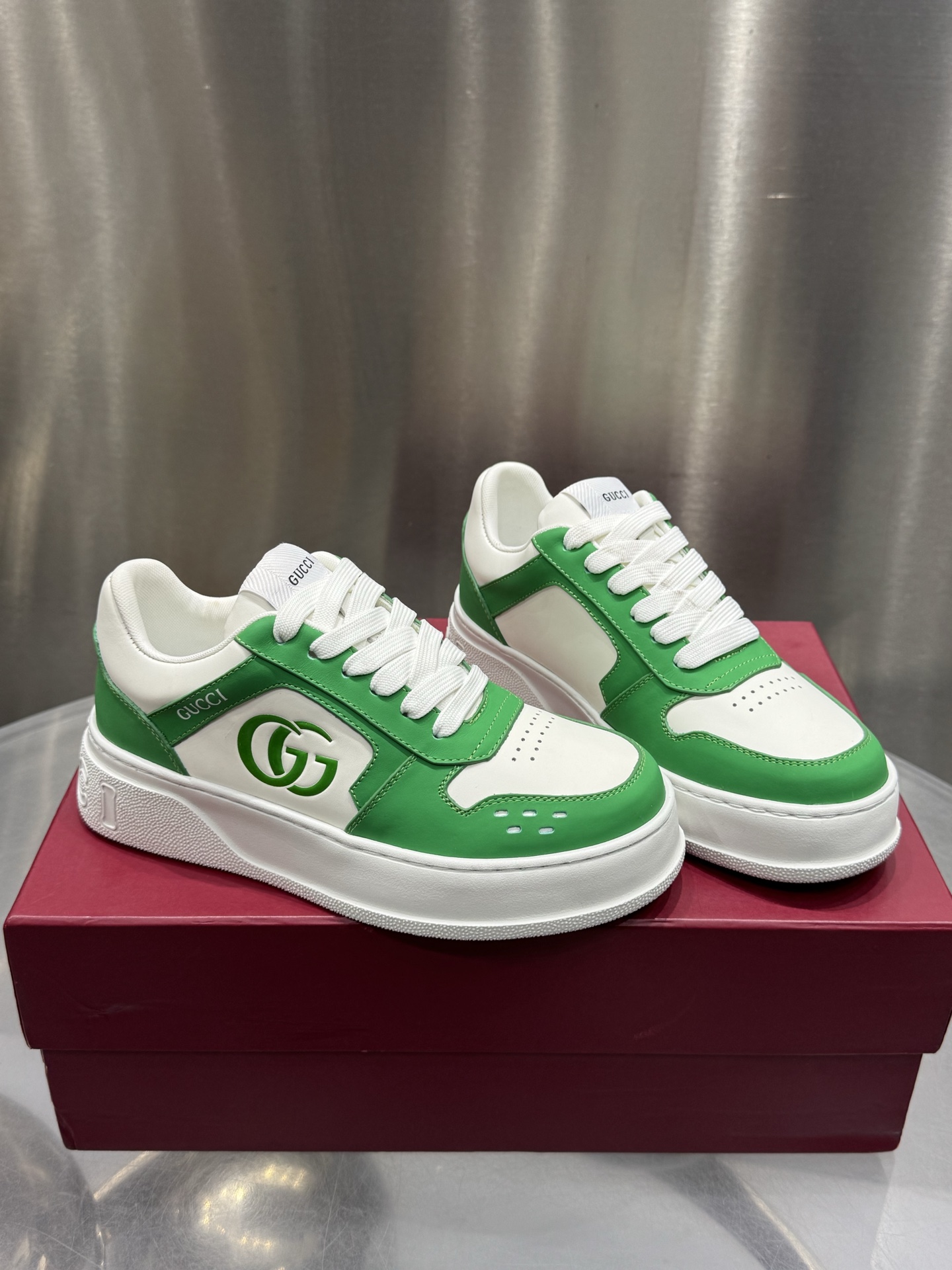 Gucci Female Sneakers