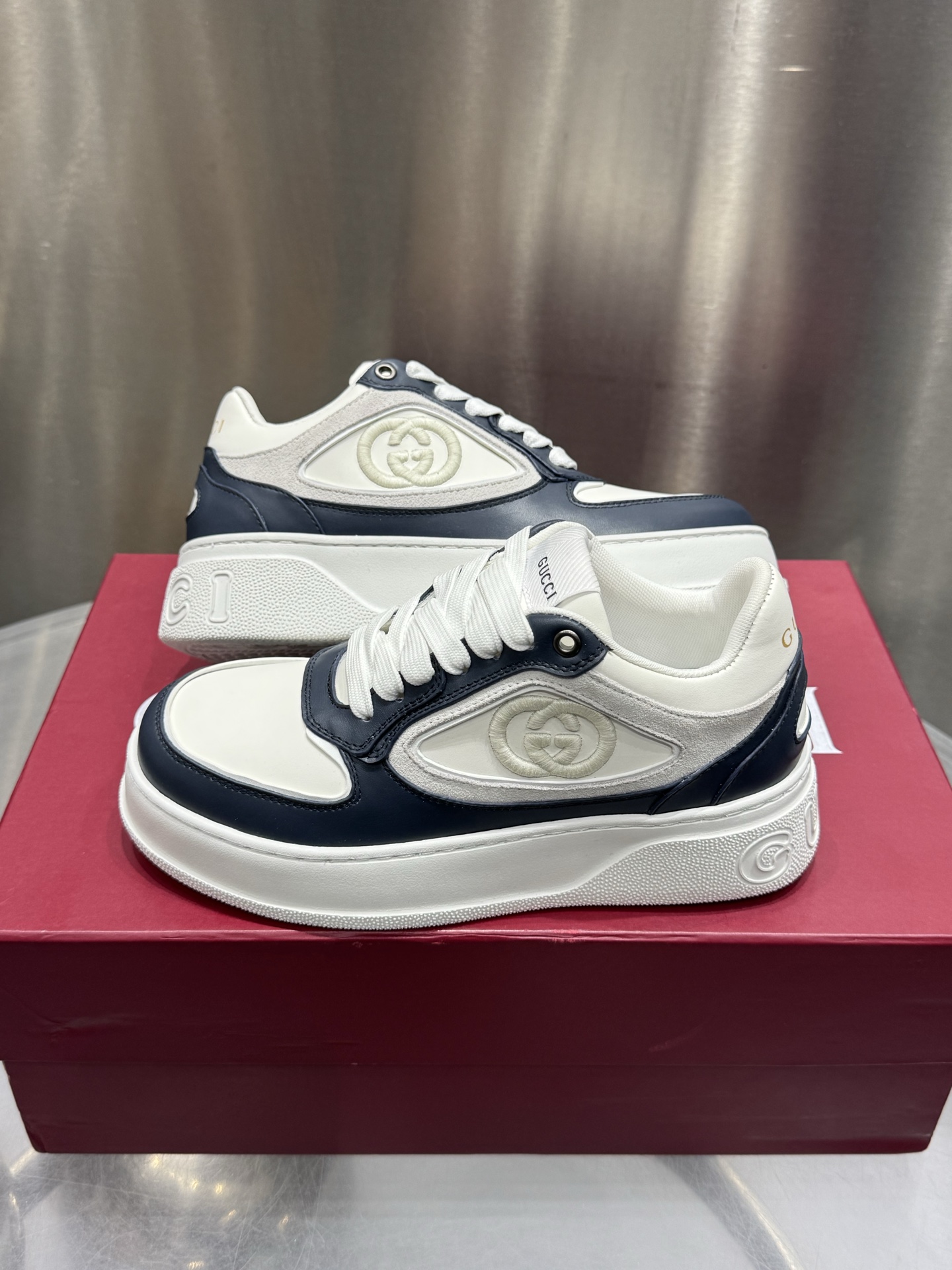 Gucci Female Sneakers