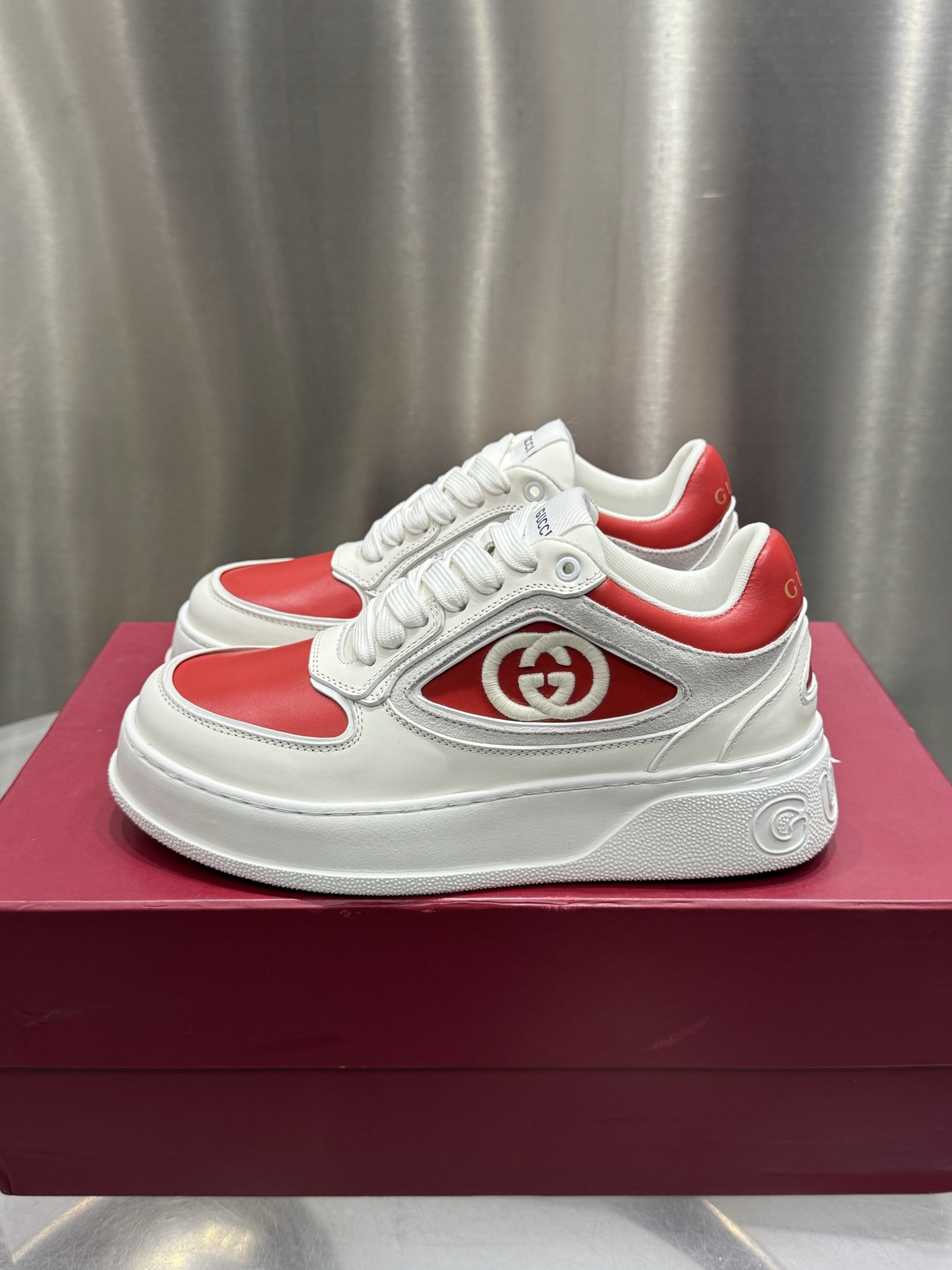 Gucci Female Sneakers
