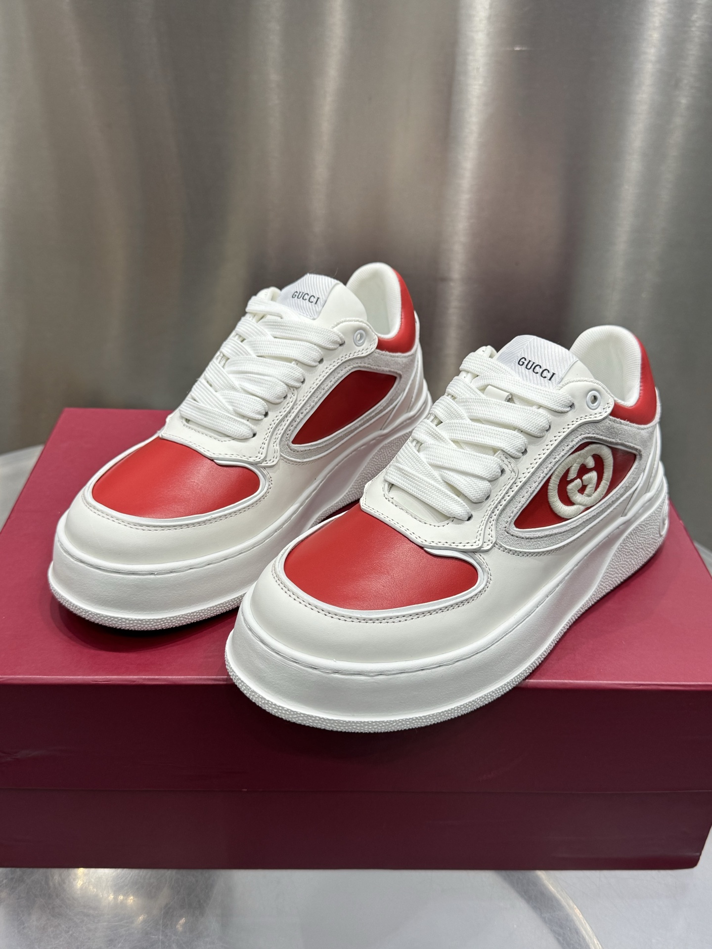 Gucci Female Sneakers