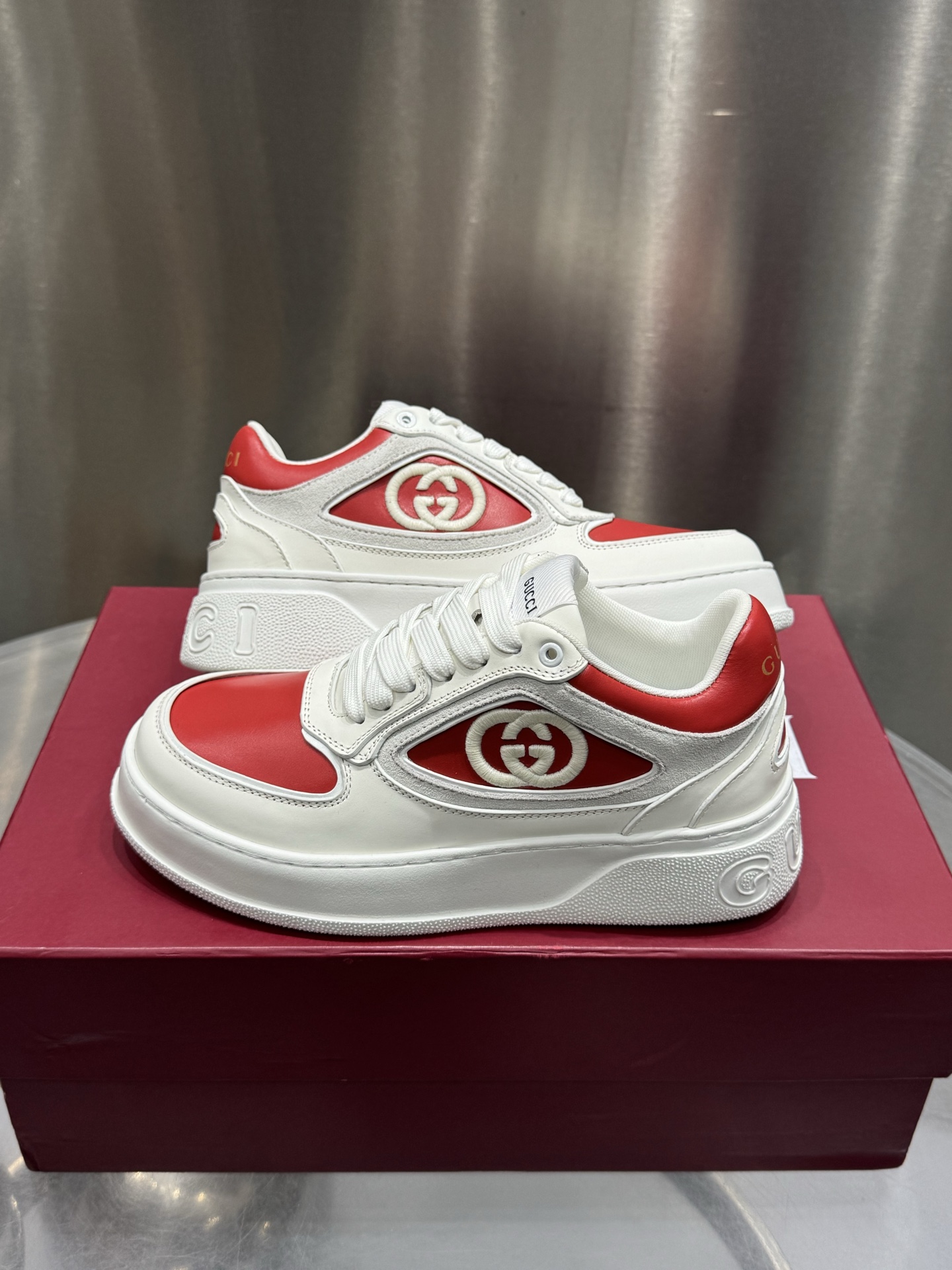 Gucci Female Sneakers