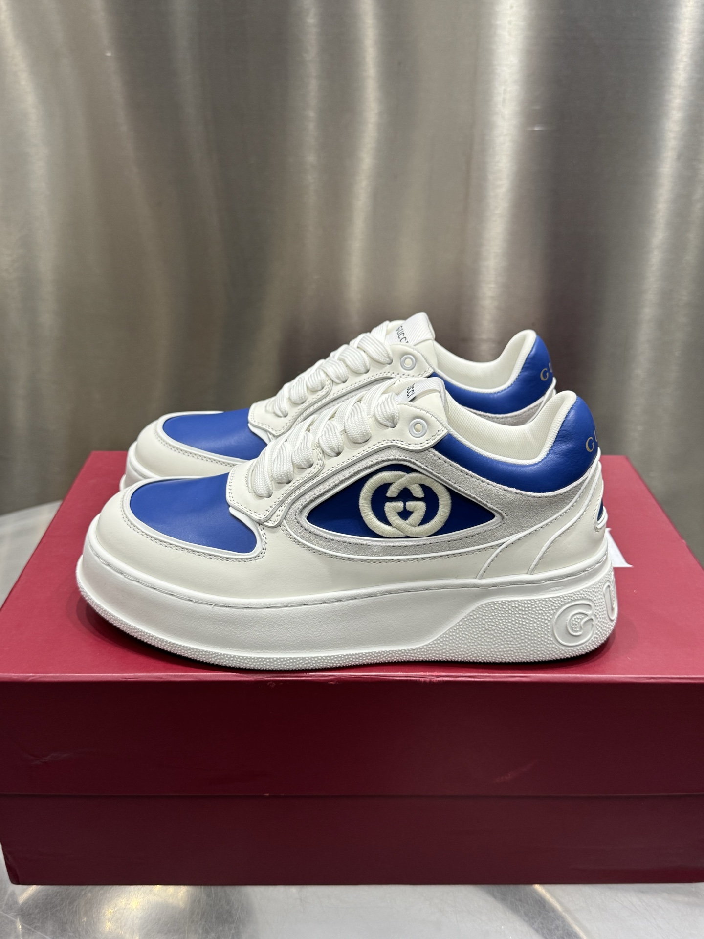 Gucci Female Sneakers