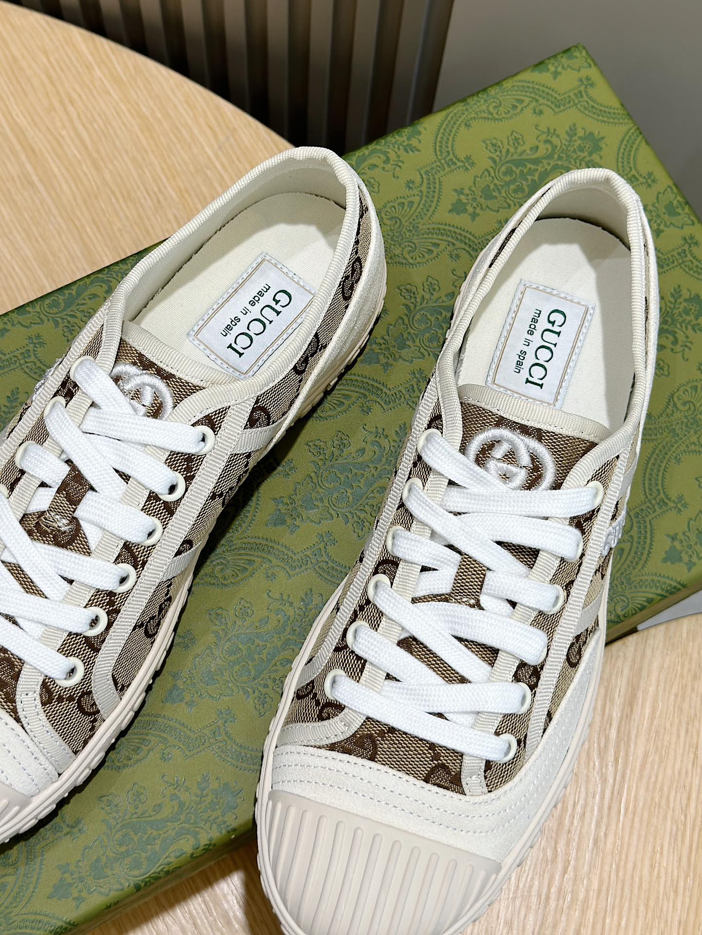 Gucci Male Sneakers Blue S