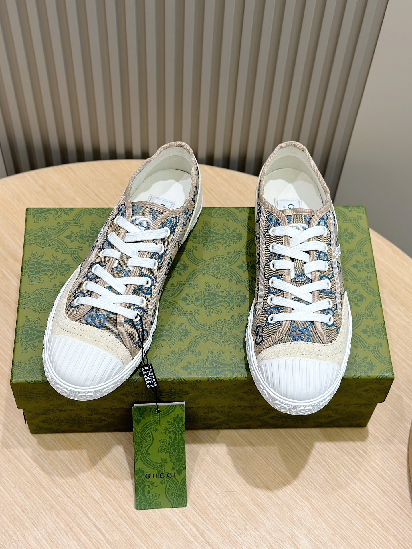 Gucci Male Sneakers Blue S