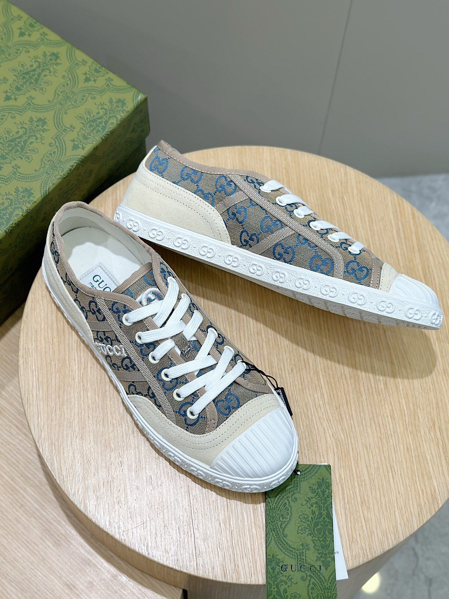 Gucci Male Sneakers Blue S