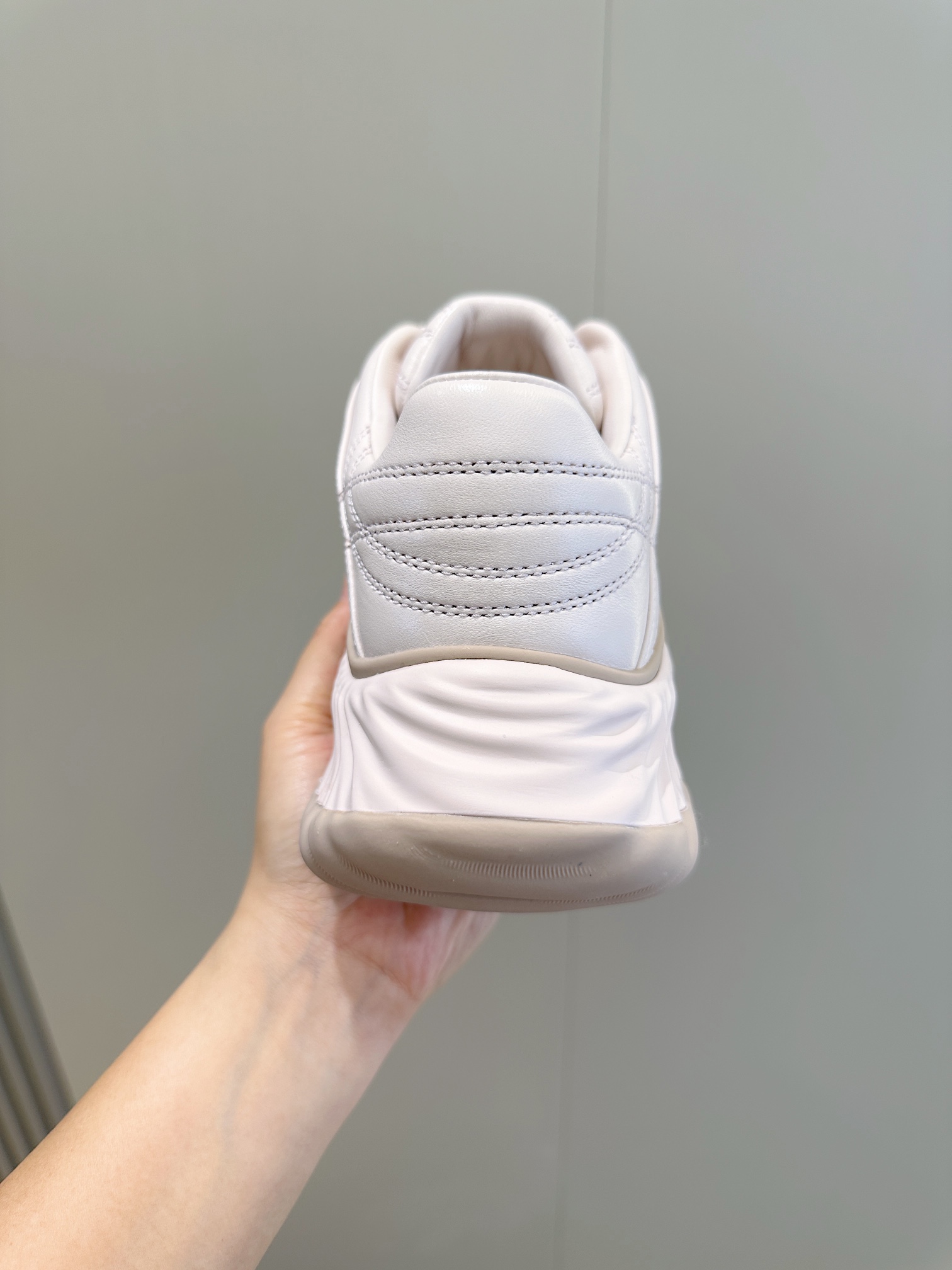 Gucci Female Sneakers L-s