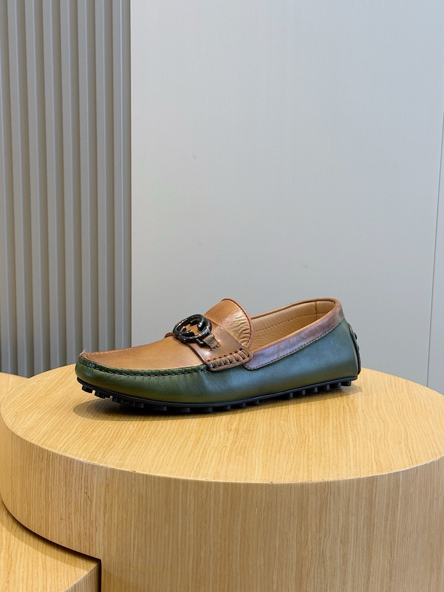 Gucci Male Loafers Cow Leather S