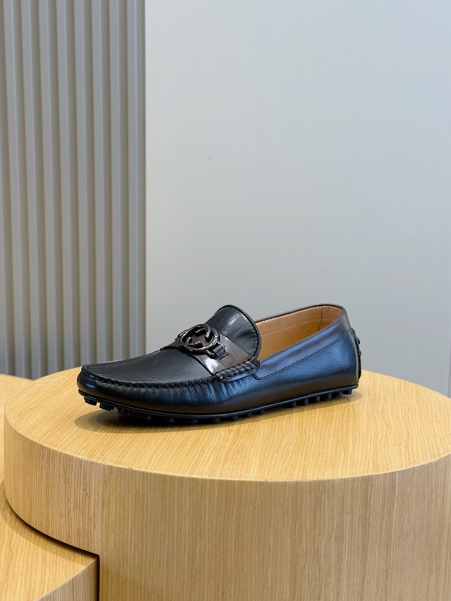 Gucci Male Loafers Cow Leather S