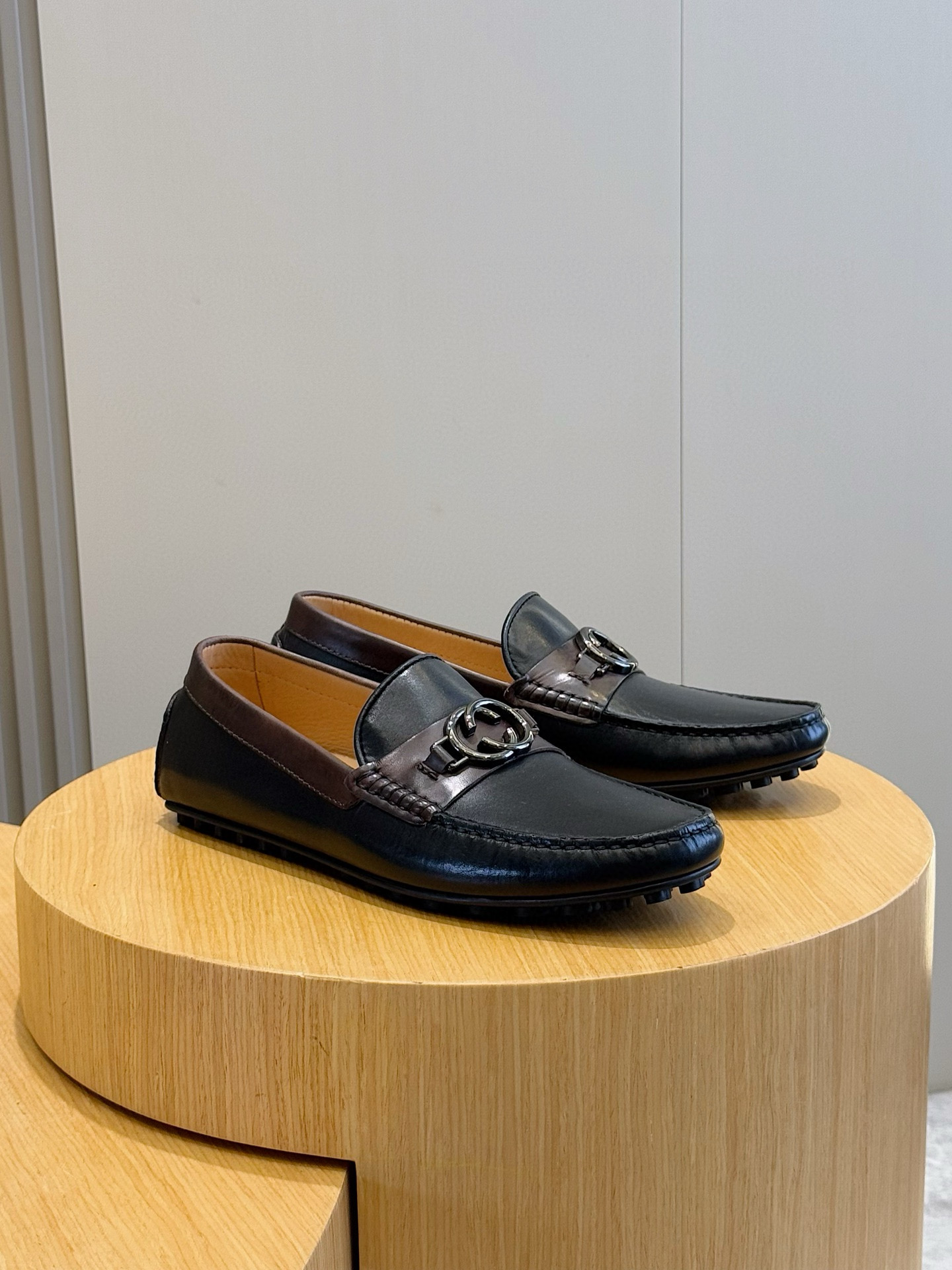 Gucci Male Loafers Cow Leather S