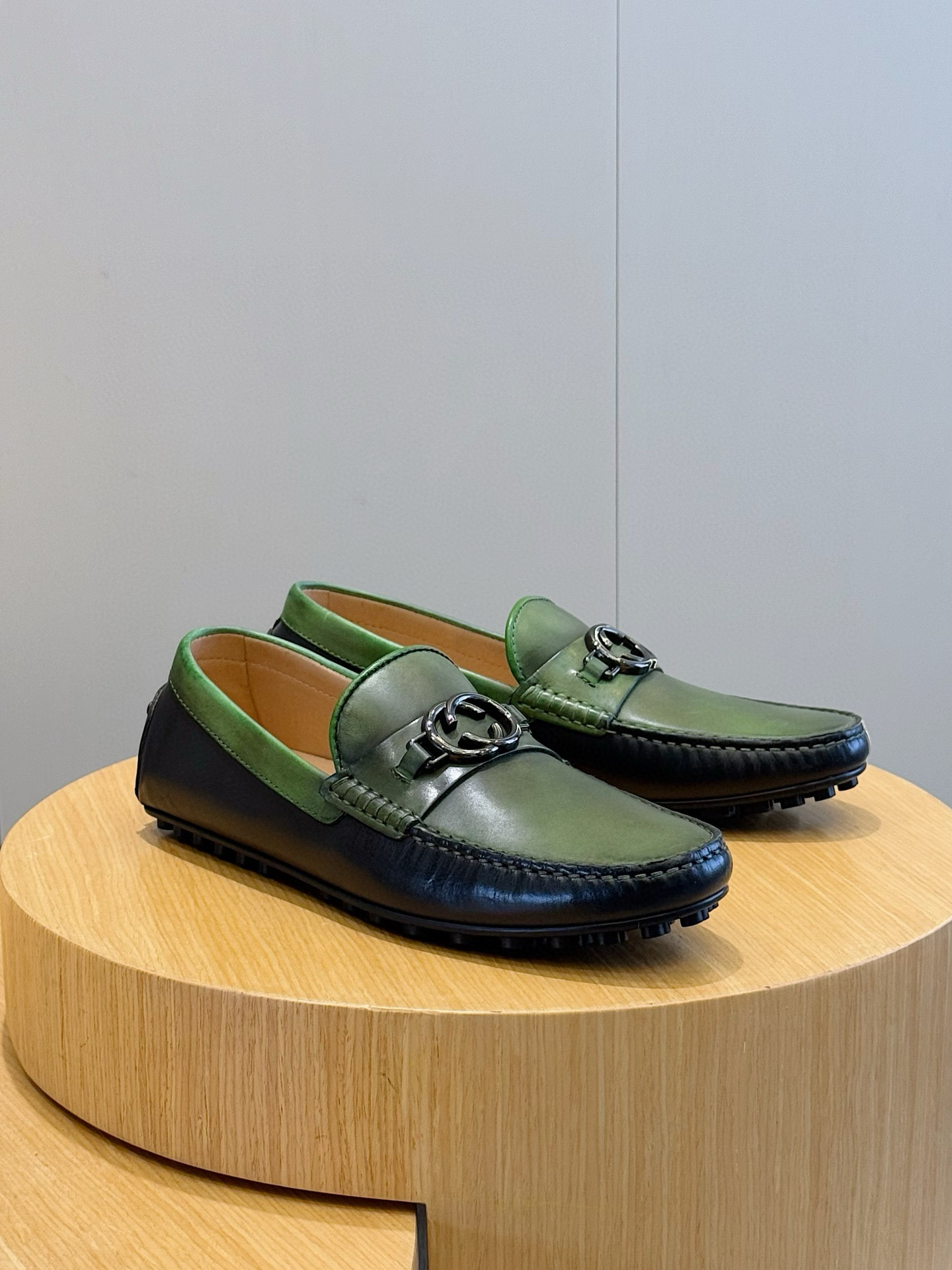 Gucci Male Loafers Cow Leather S