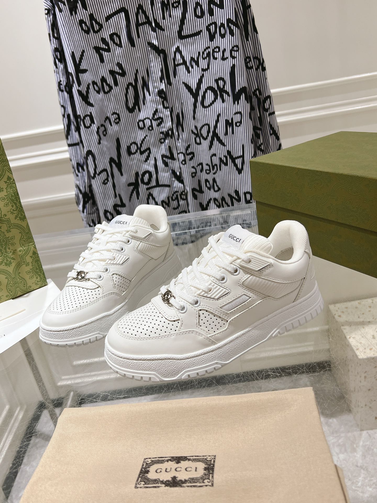 Gucci Male Board Shoes M-s