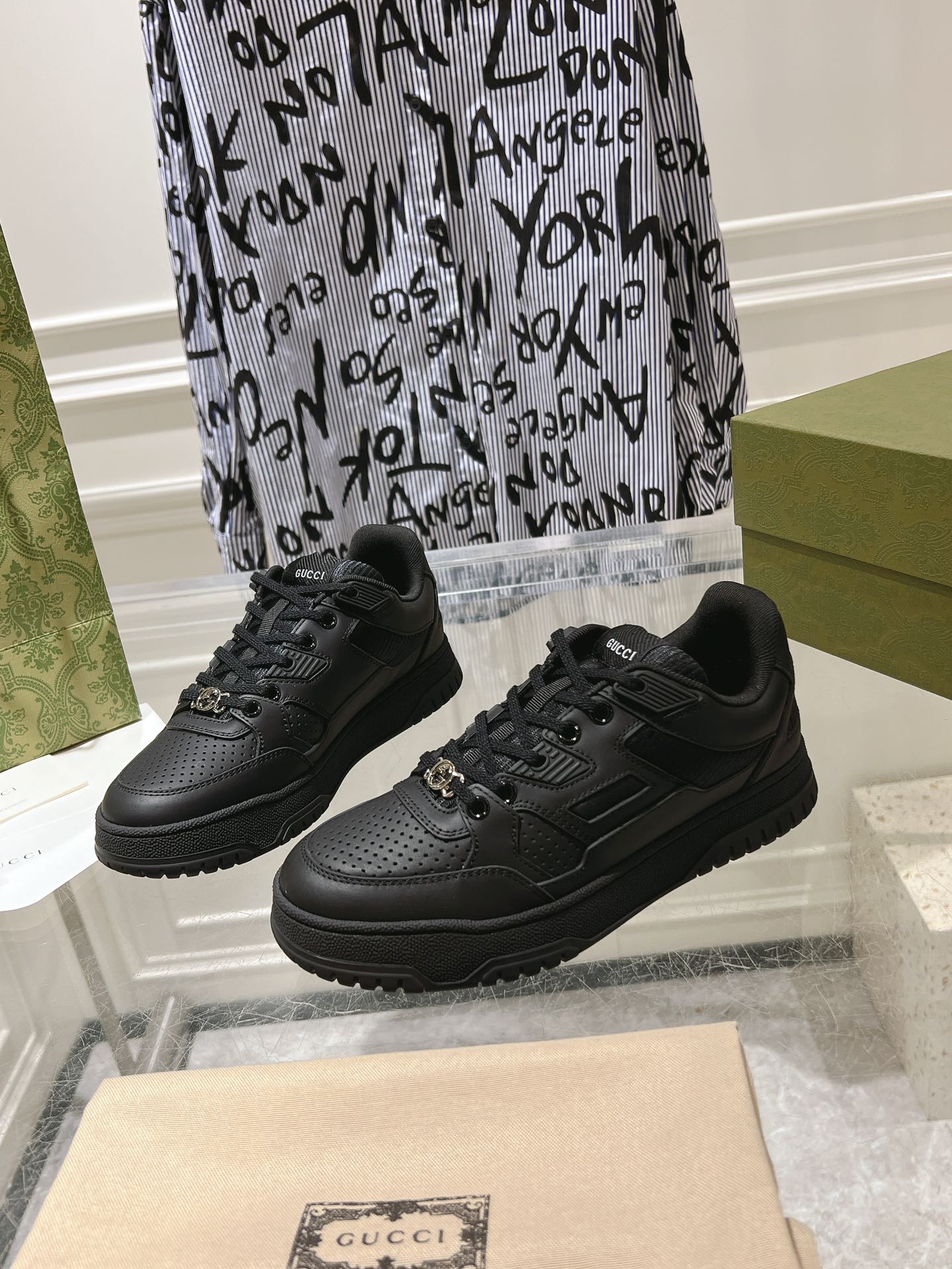 Gucci Male Board Shoes M-s