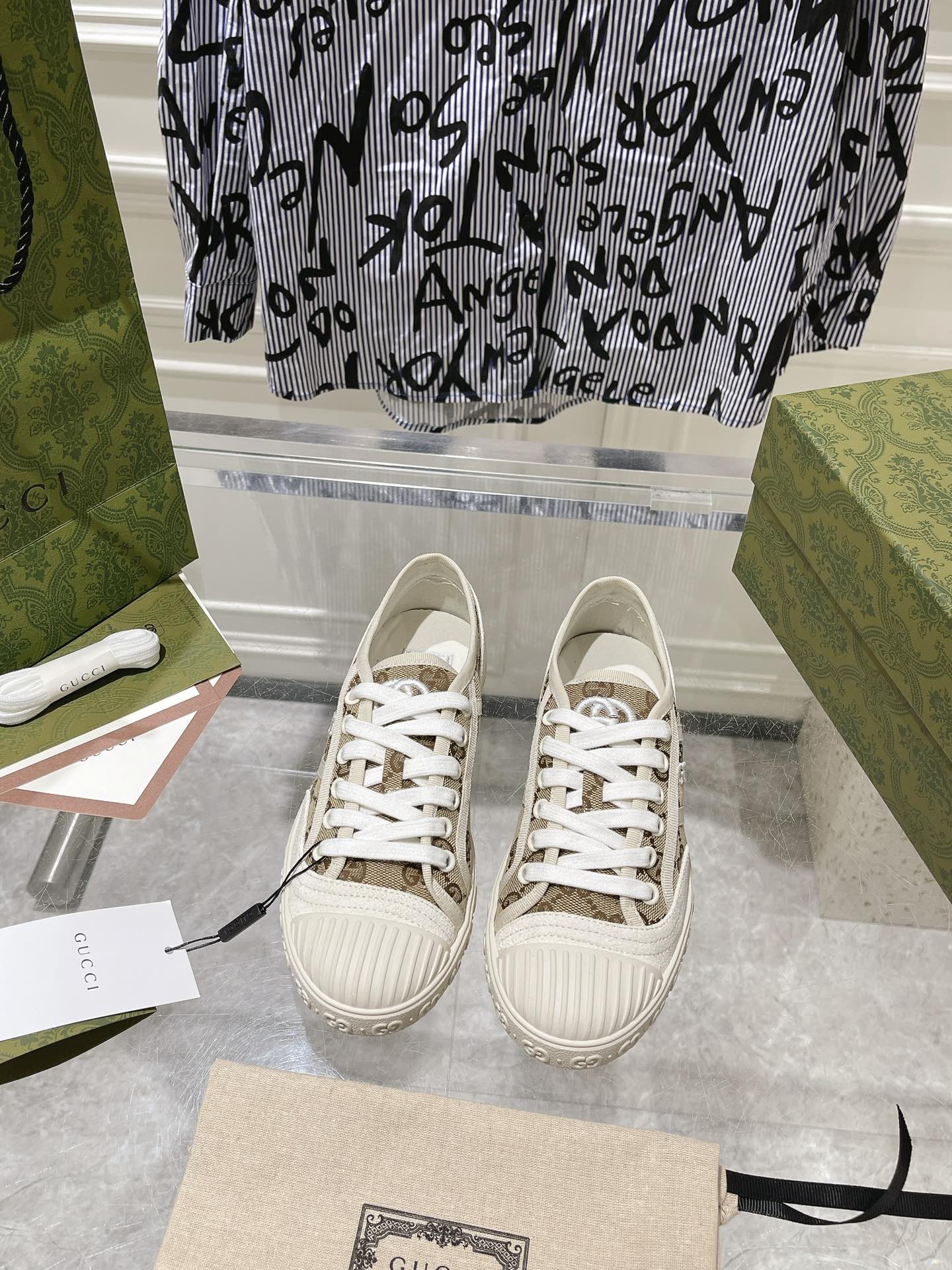 Gucci Couple Canvas Shoes Canvas M