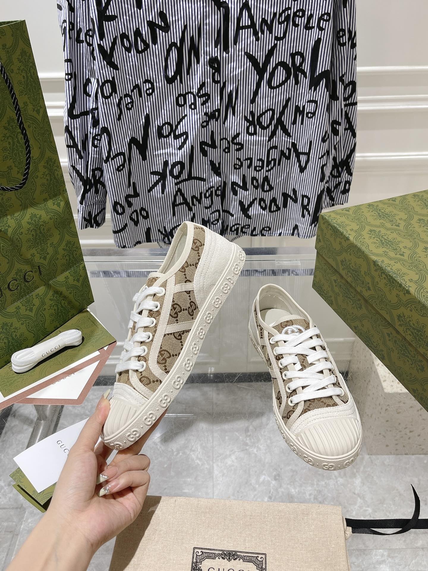 Gucci Couple Canvas Shoes Canvas M