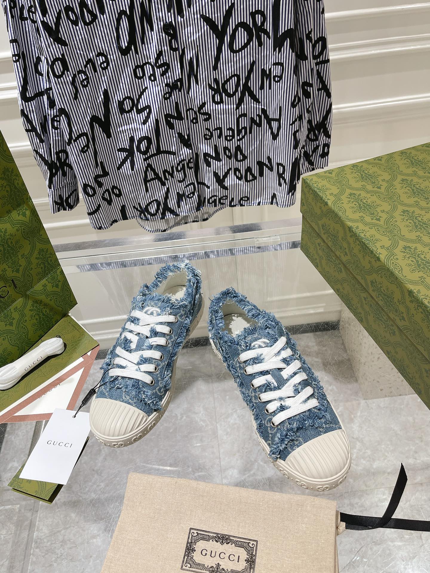 Gucci Couple Canvas Shoes Canvas M