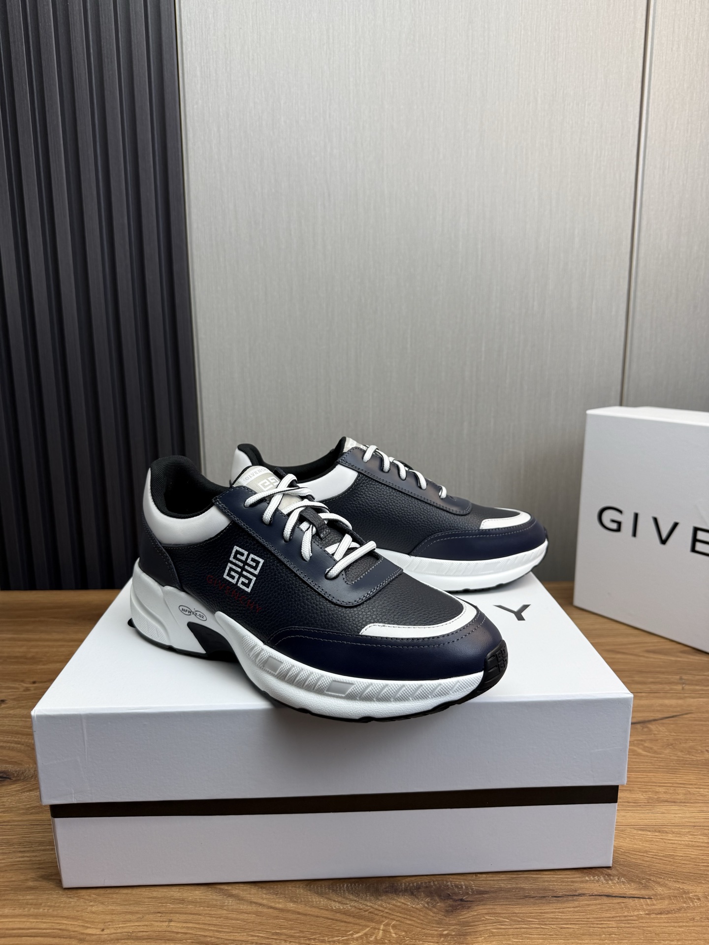 Givenchy Male Sneakers Breathable M-l-s