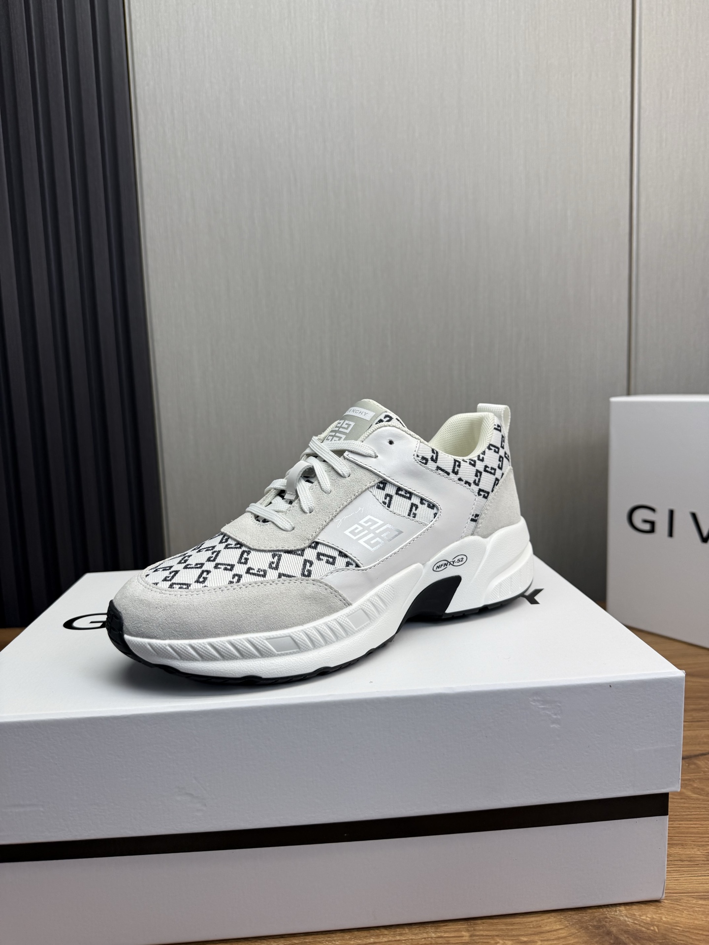 Givenchy Male Sneakers Breathable M-l-s