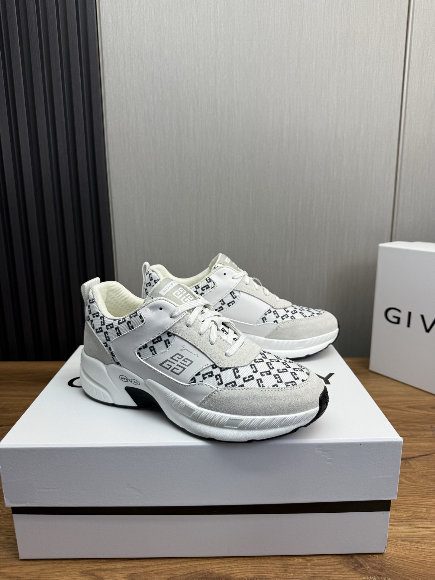 Givenchy Male Sneakers Breathable M-l-s