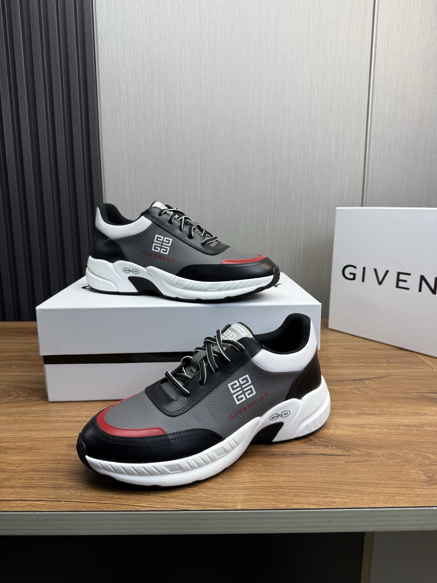 Givenchy Male Sneakers Breathable M-l-s