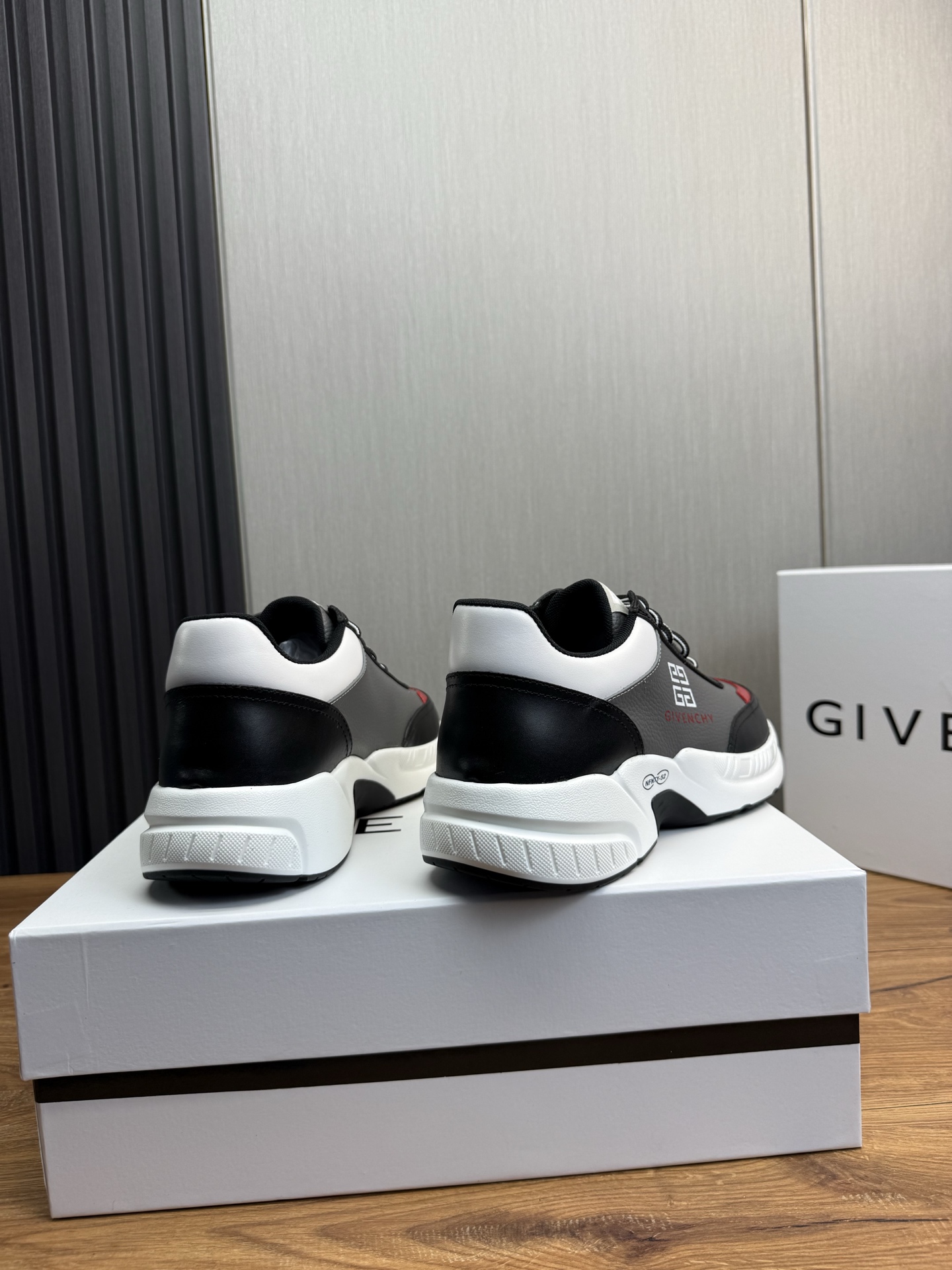 Givenchy Male Sneakers Breathable M-l-s