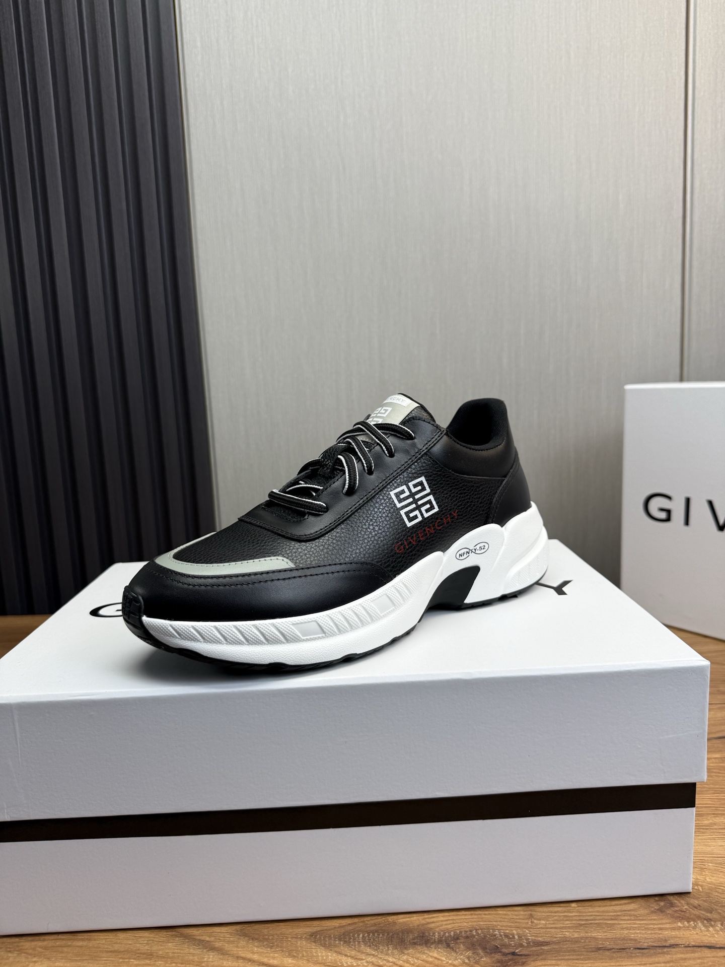 Givenchy Male Sneakers Breathable M-l-s