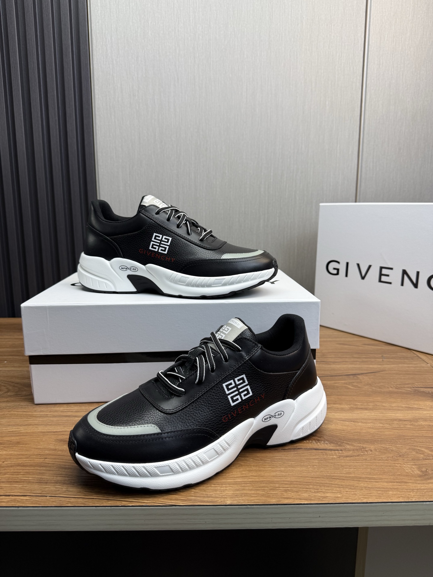 Givenchy Male Sneakers Breathable M-l-s