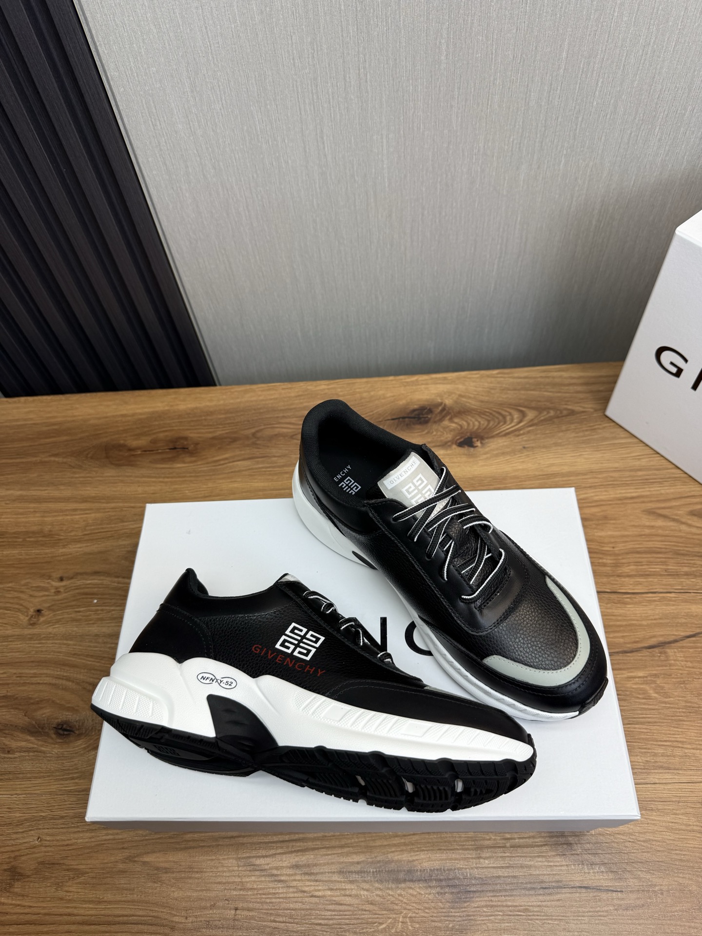 Givenchy Male Sneakers Breathable M-l-s