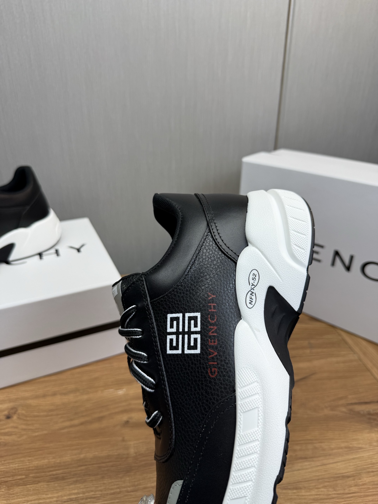 Givenchy Male Sneakers Breathable M-l-s