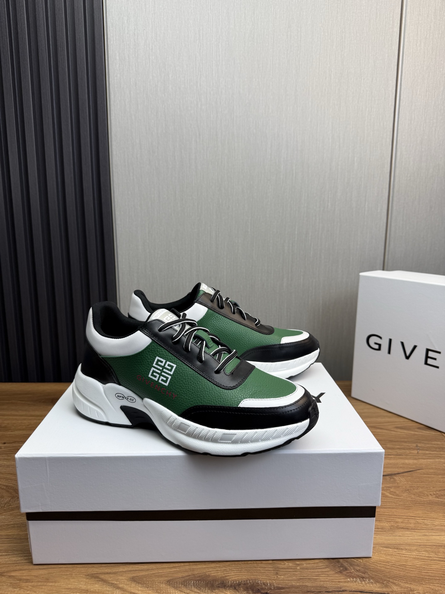 Givenchy Male Sneakers Breathable M-l-s