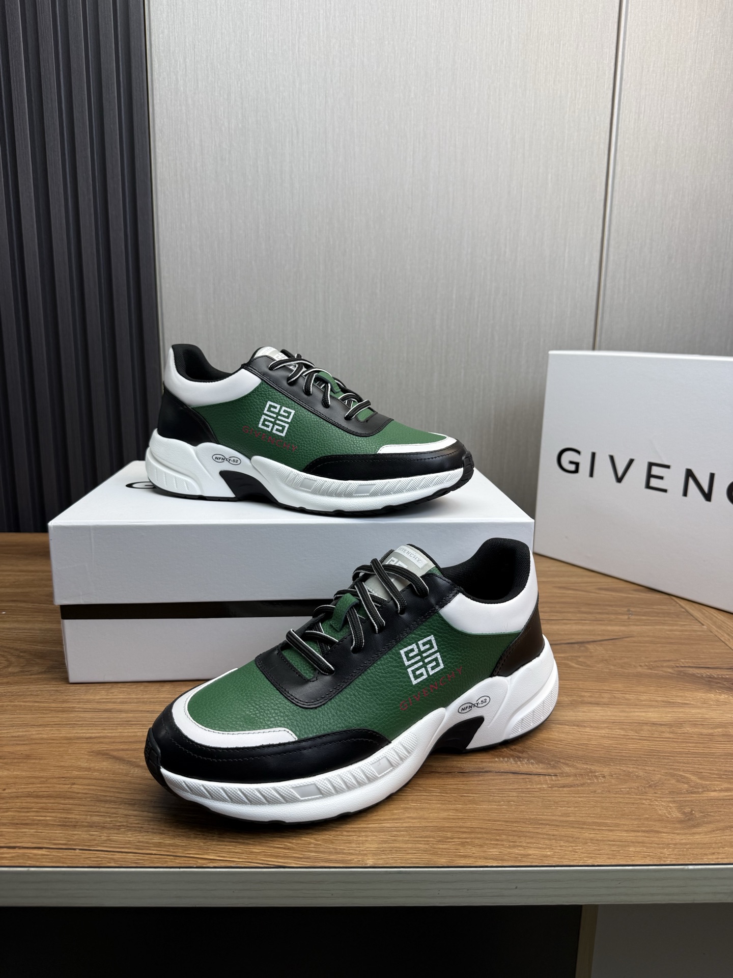 Givenchy Male Sneakers Breathable M-l-s