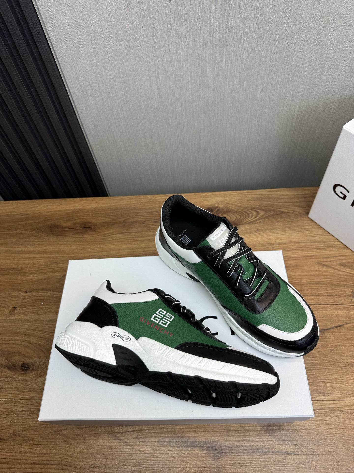 Givenchy Male Sneakers Breathable M-l-s