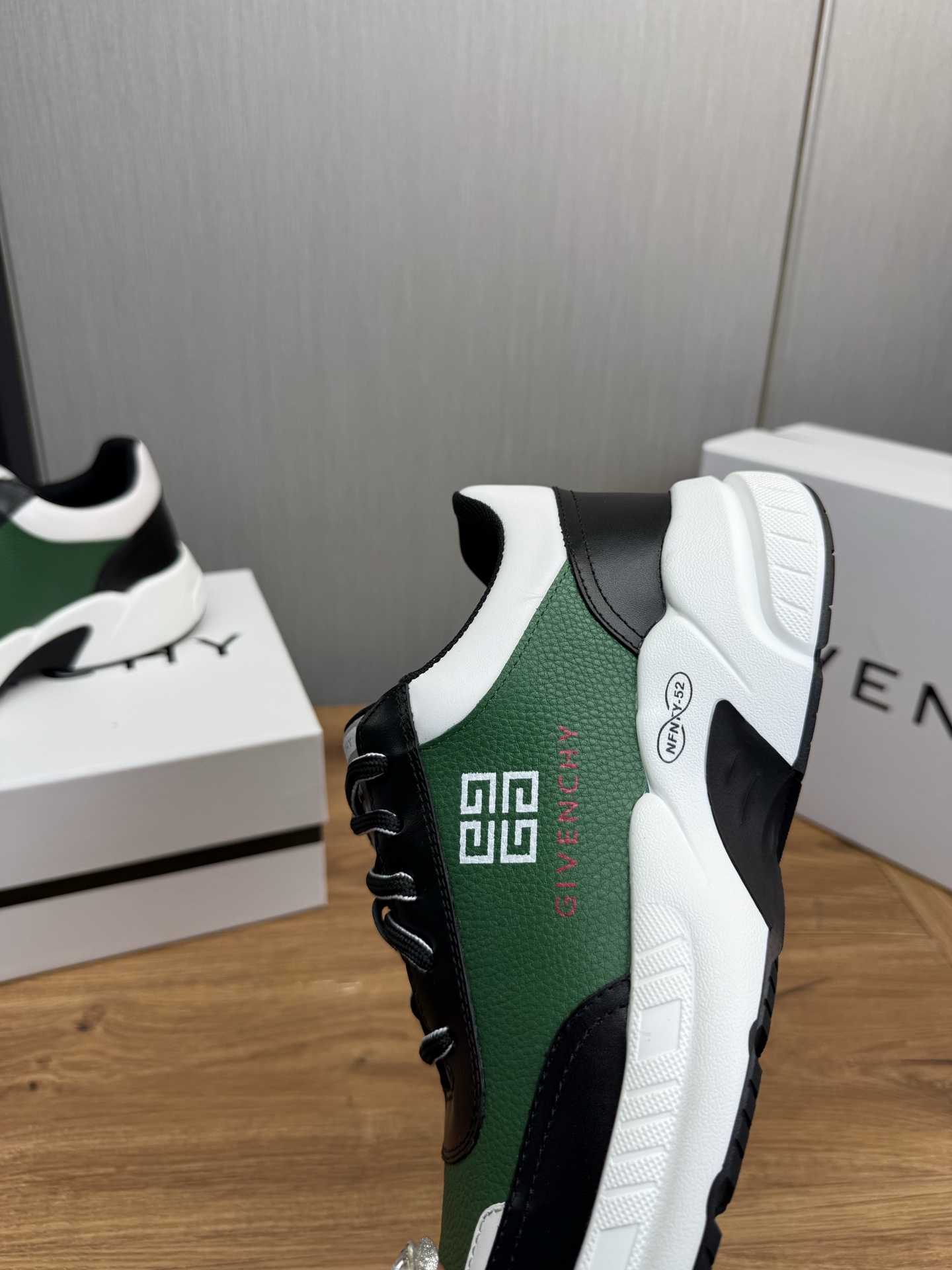 Givenchy Male Sneakers Breathable M-l-s