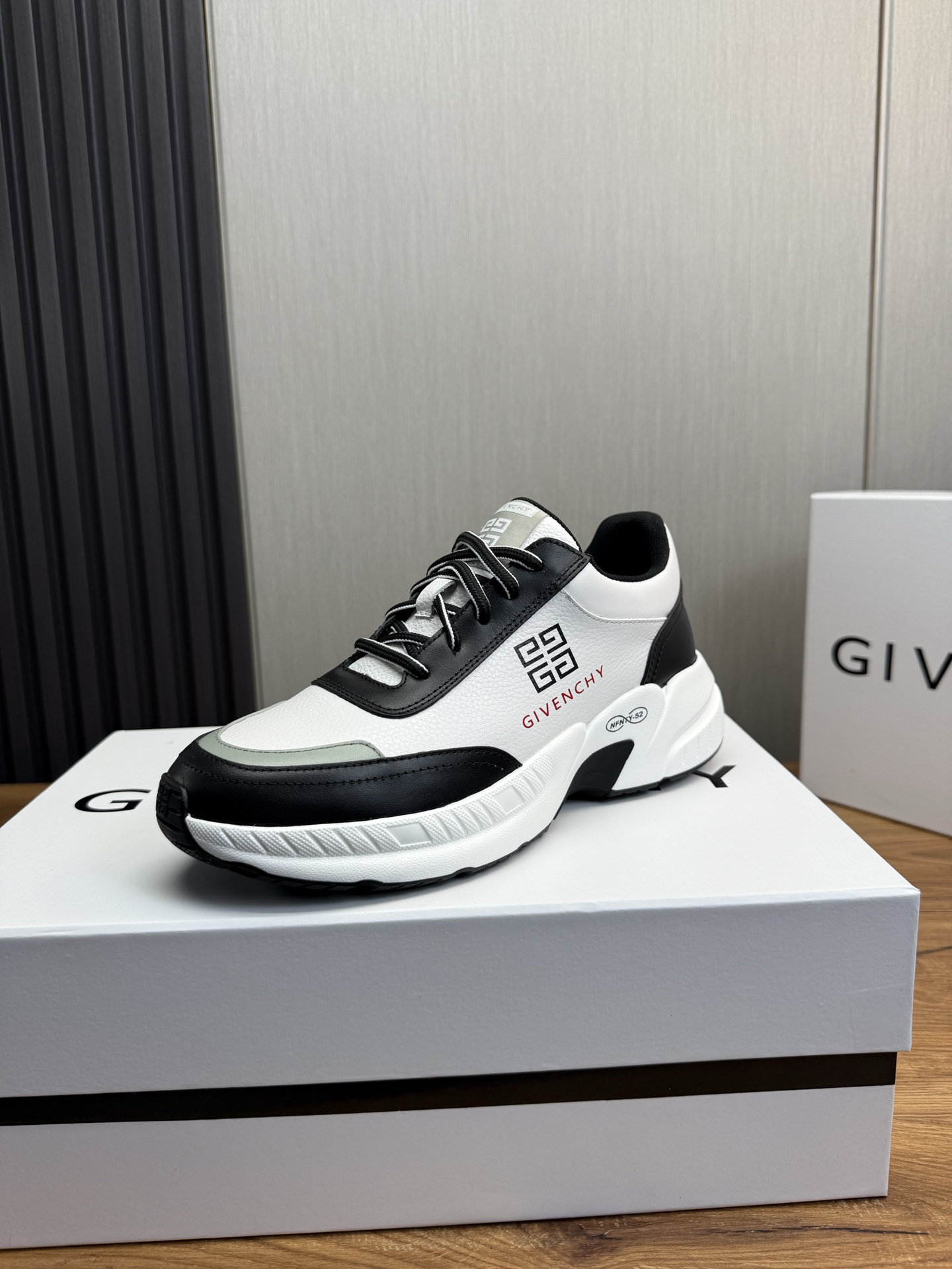 Givenchy Male Sneakers Breathable M-l-s