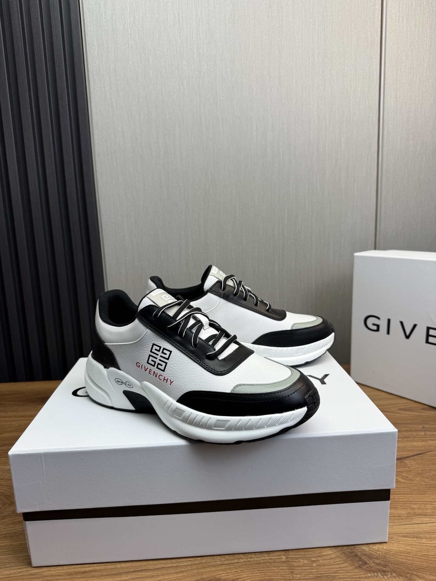Givenchy Male Sneakers Breathable M-l-s