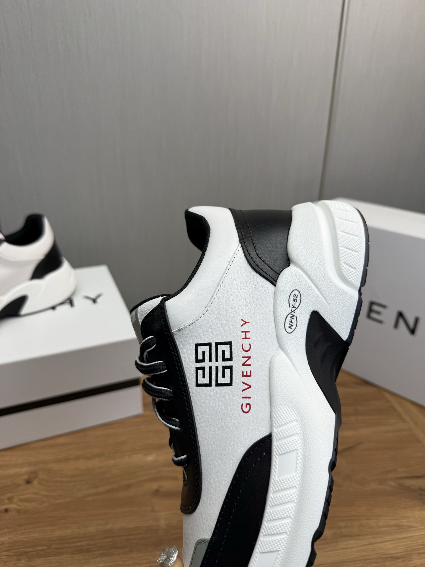 Givenchy Male Sneakers Breathable M-l-s