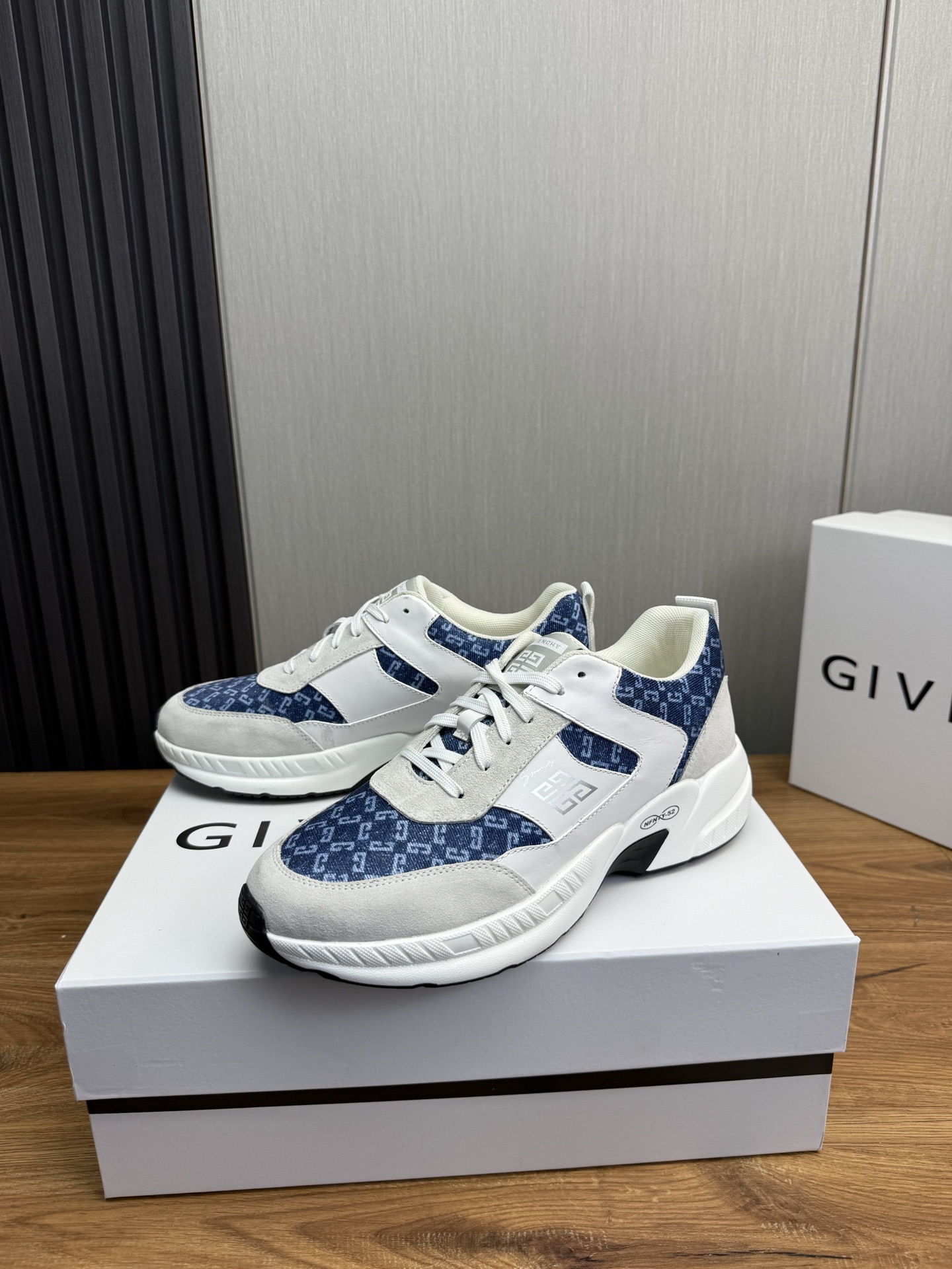 Givenchy Male Sneakers Breathable M-l-s