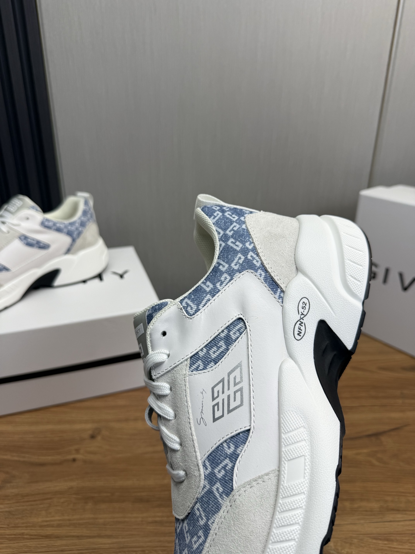 Givenchy Male Sneakers Breathable M-l-s