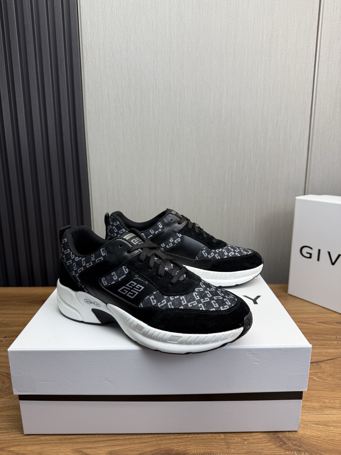 Givenchy Male Sneakers Breathable M-l-s